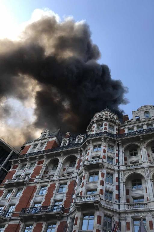 Incêndio no hotel Mandarin Oriental, em Londres