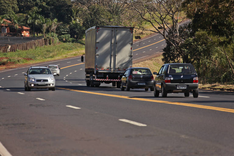PÉ LEVE: Esticar as marchas só traz bons resultados em competições ou em ultrapassagens na estrada. Mantenha o ritmo e a evolução gradual.
