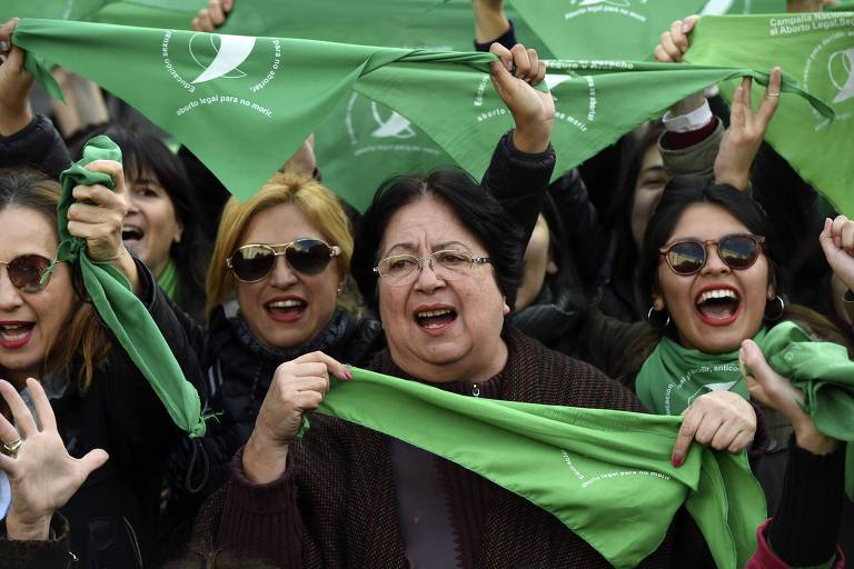 Argentina vota descriminalização do aborto