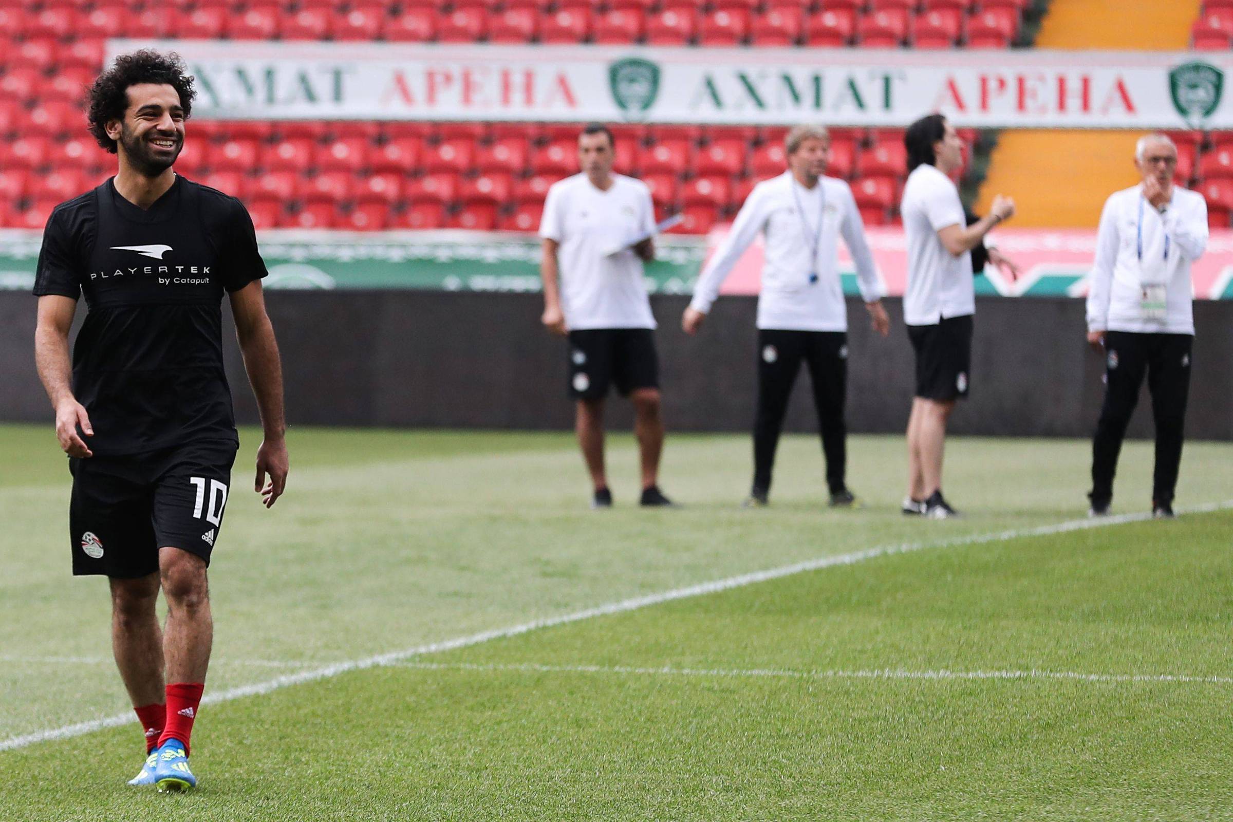 Salah jogou lesionado pelo Egito, apesar de pedido do Liverpool