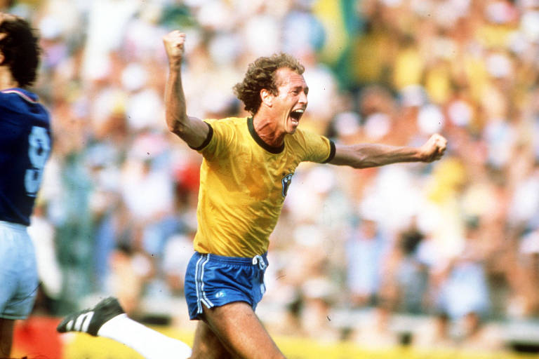 Falcão comemora o segundo gol do Brasil na derrota para a Itália, em 1982