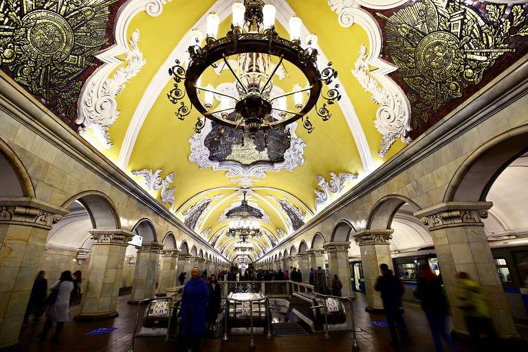 Estação de metrô Komsomolskaya, em Moscou, na Russia
