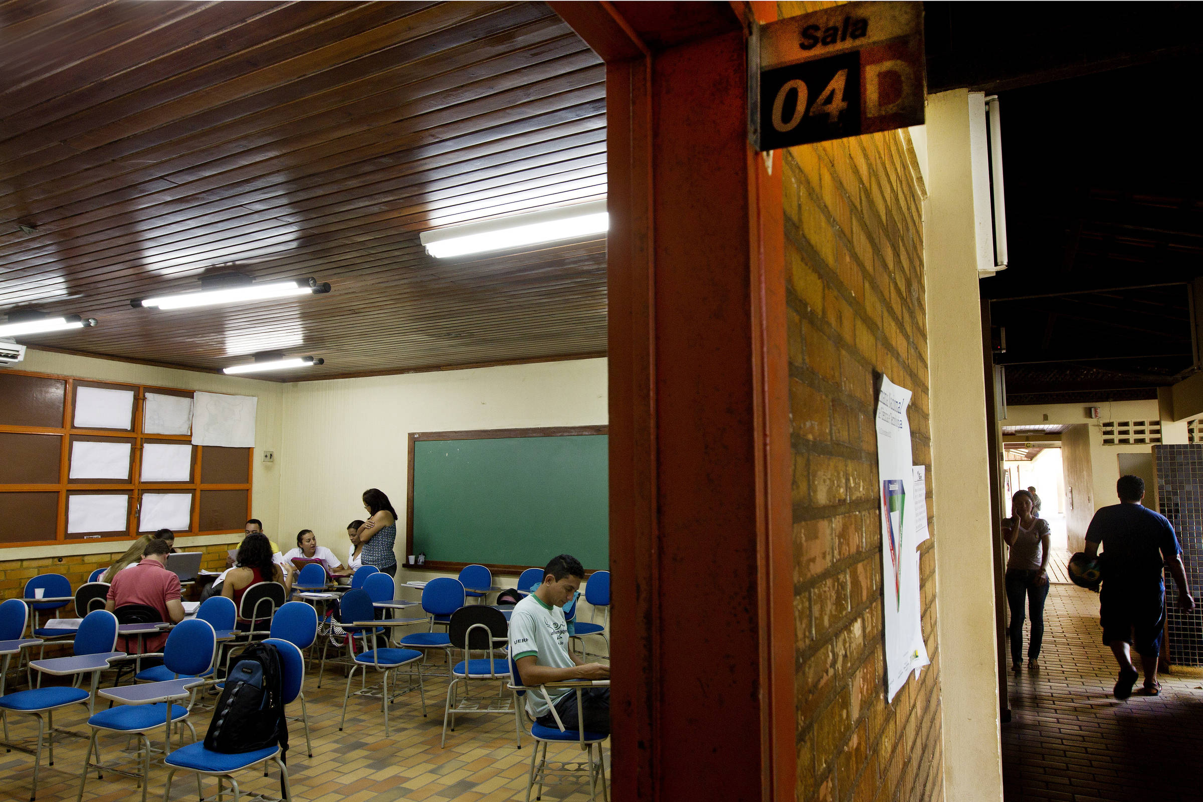 Só 3% dos cursos superiores particulares têm nota máxima em avaliação; federais têm 29%