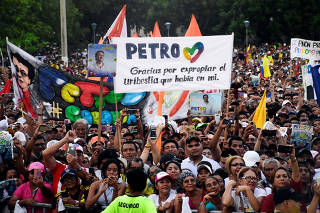 Supporters of leftist Colombian presidential candidate Gustavo Petro attend a closing campaign rally in Barranquilla