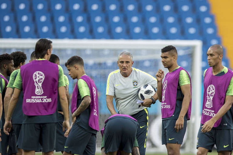 Seleção brasileira treina na Arena Rostov na véspera da estreia na Copa do Mundo