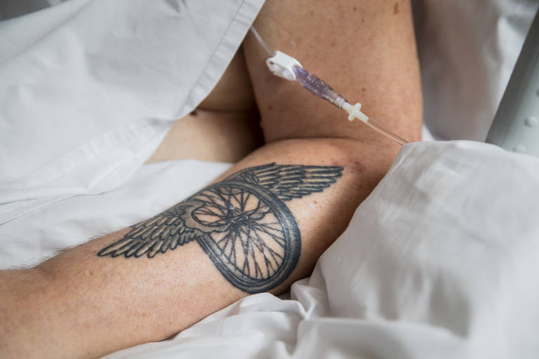 Tatuagem mais recente do veterinário João Pacheco Fernandes Neto, morador do Hospital Premier