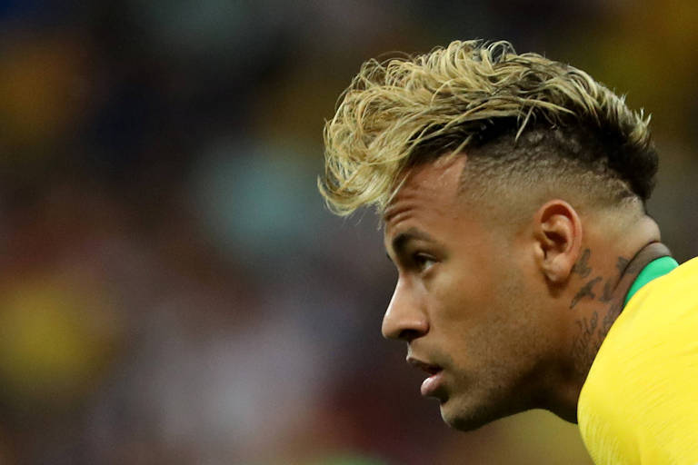 Neymar durante o empate entre a seleção brasileira e a Suíça, na Rússia