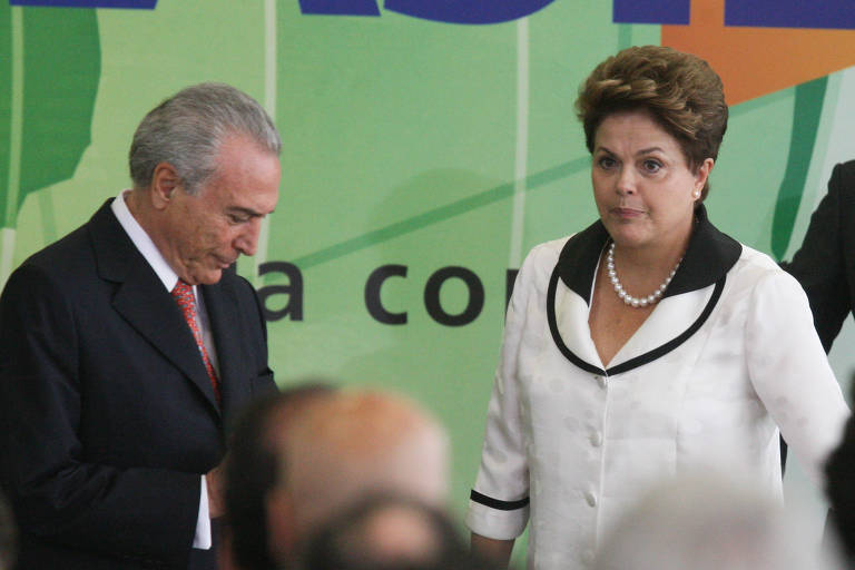 A então presidente Dilma Rousseff e seu vice, Michel Temer, durante cerimônia de anúncio de novas medidas do plano Brasil Maior