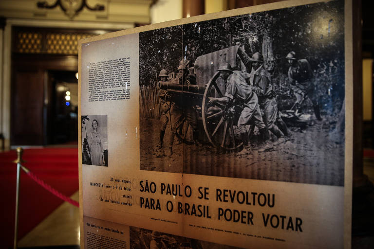 Recortes de jornal sobre Revolução de 1932, na qual São Paulo tentou derrubar o governo Getúlio Vargas e instalar uma Constituinte, em exibição no Tribunal de Justiça de São Paulo, no centro da capital paulista