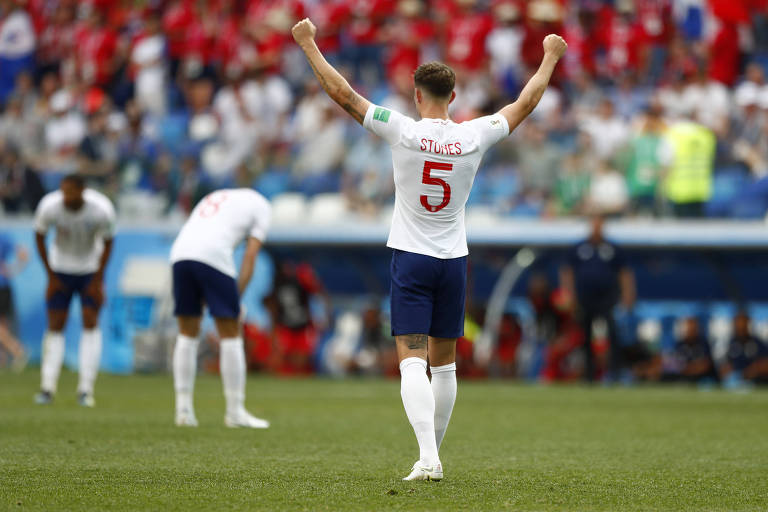 John Stones comemora apÃ³s vitÃ³ria da seleÃ§Ã£o sobre o PanamÃ¡