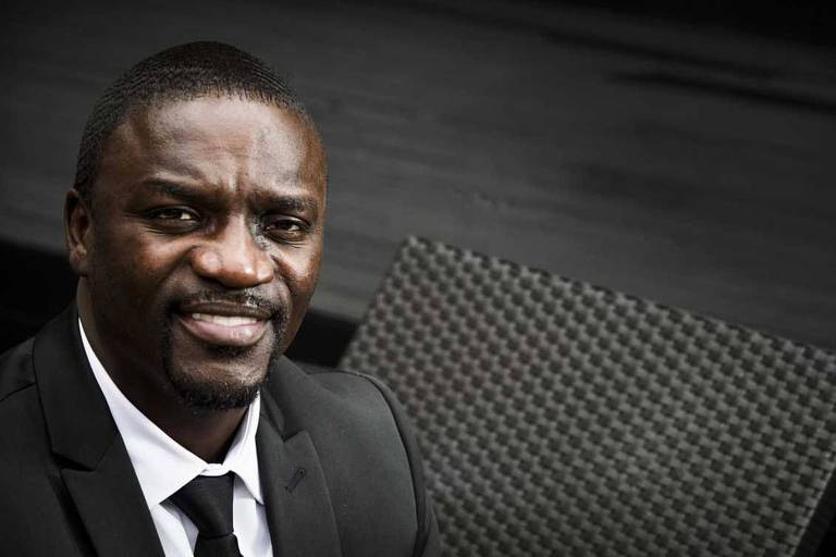 O cantor Akon