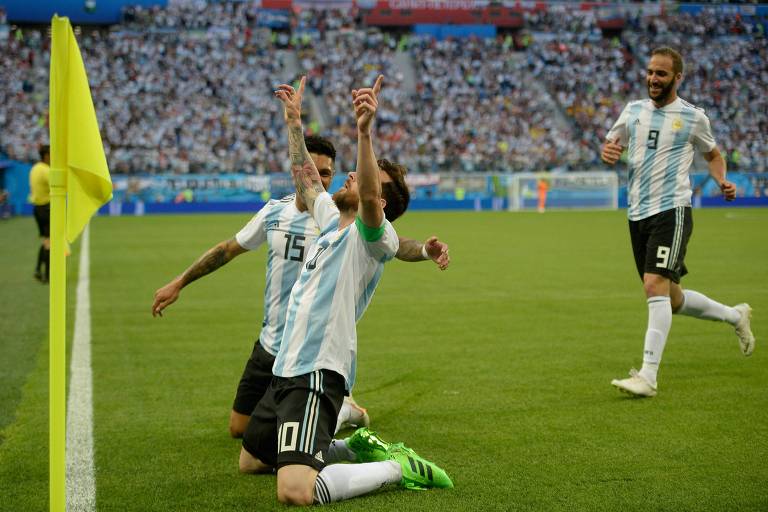 Antigo rival de Messi é 'garçom' argentino para duelo contra a França -  29/06/2018 - Esporte - Folha