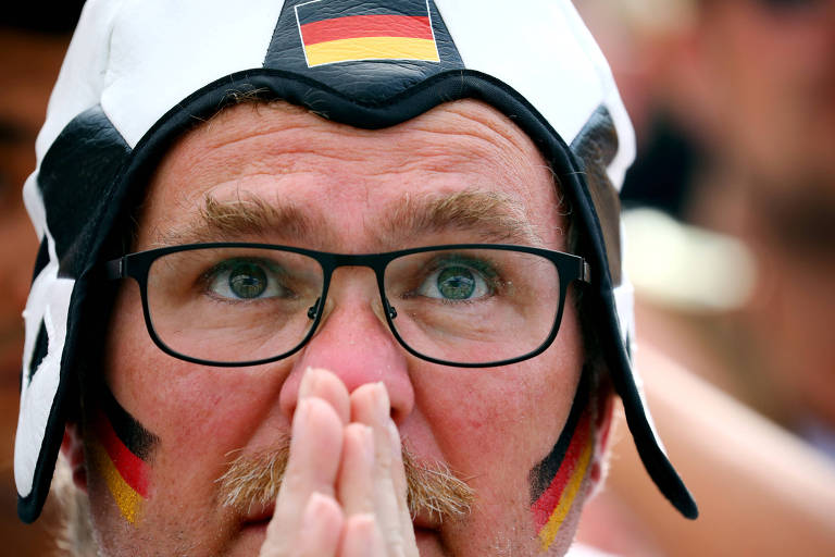 Na Alemanha, torcedores lamentam desclassificação na Copa 