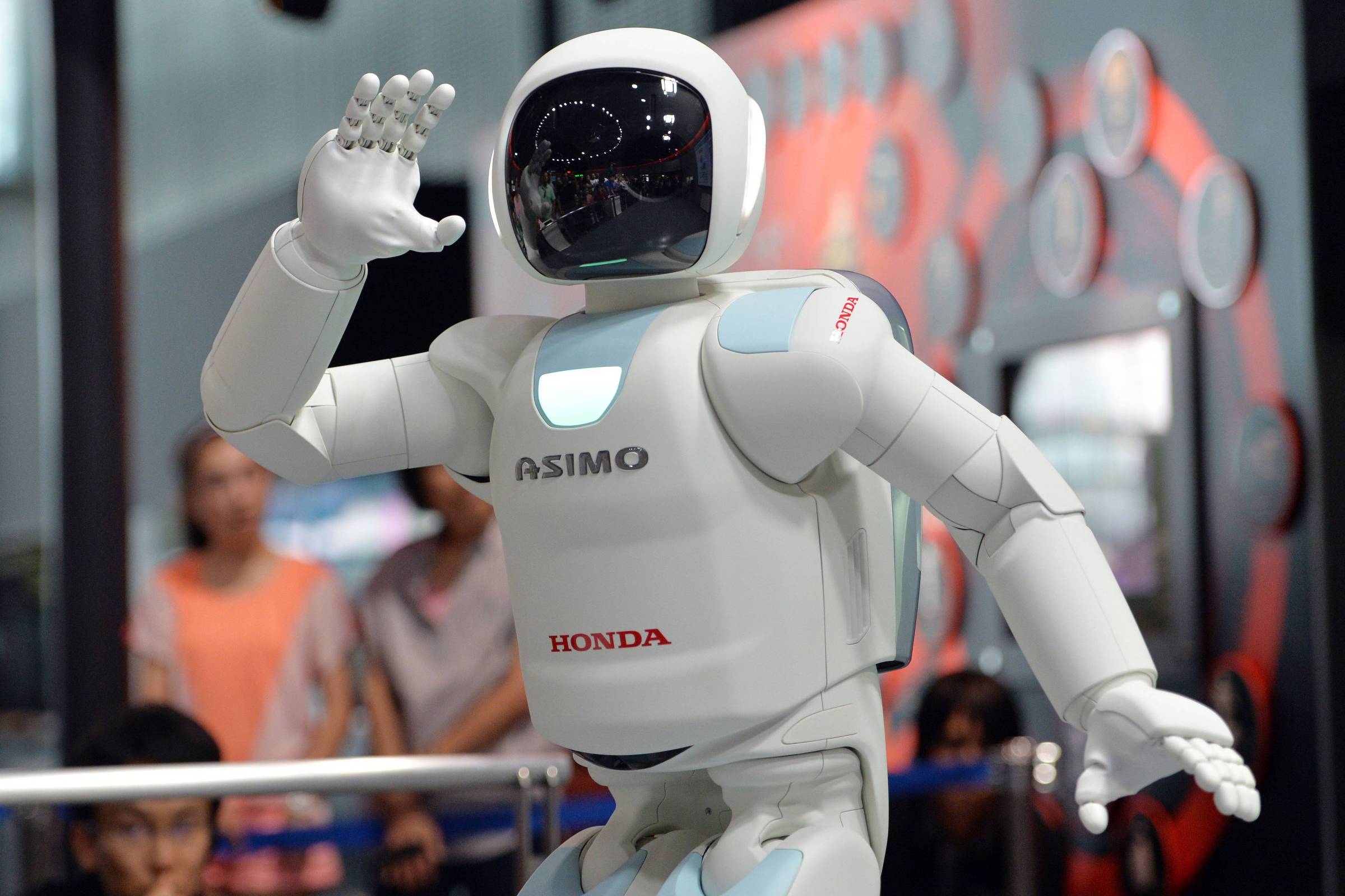 Фотографии роботов. Робот АСИМО. ASIMO Honda. Робот андроид АСИМО. 10. ASIMO (Honda).