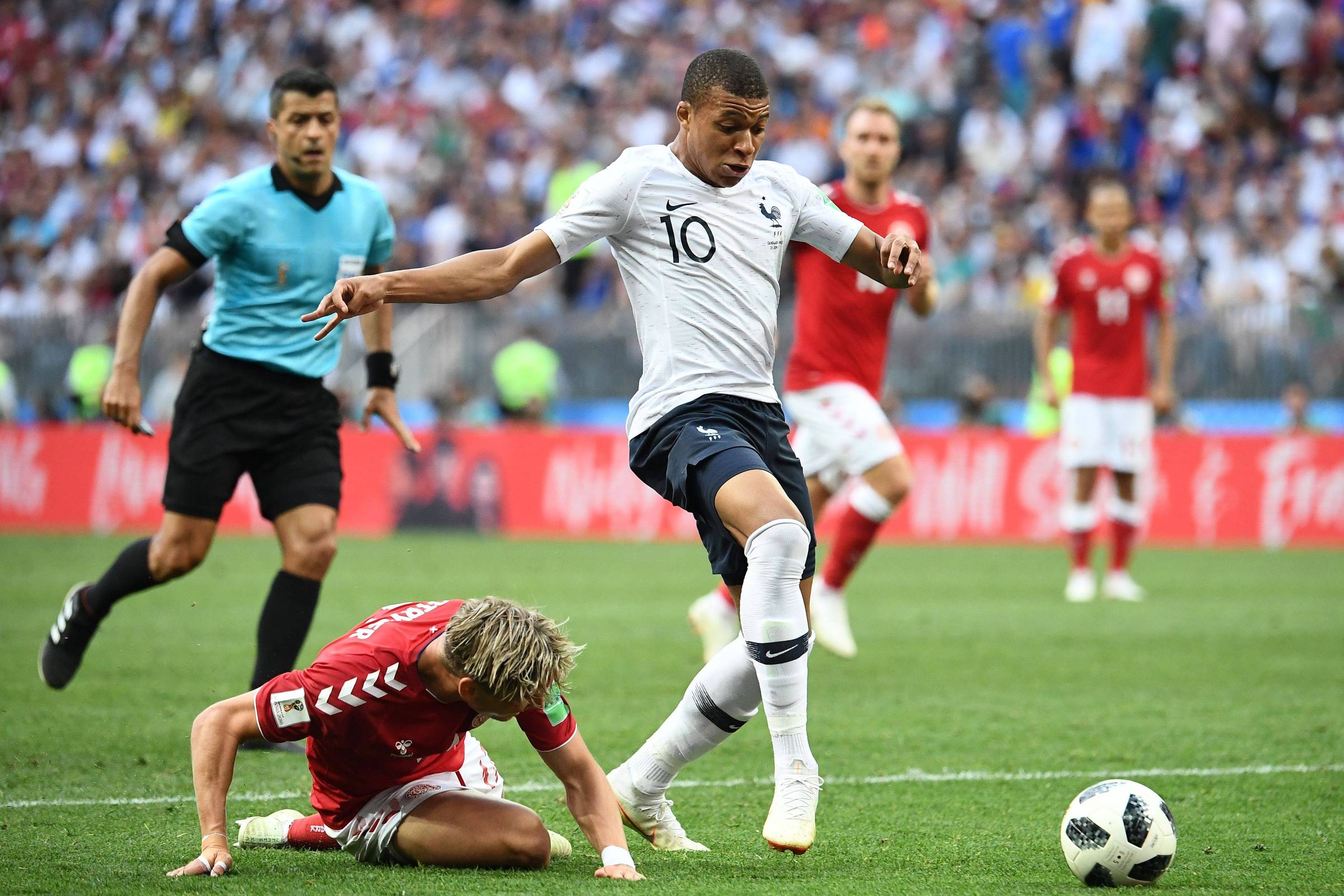 Com meninos da periferia, França tenta sucesso na Copa - 29/06/2018 - Esporte imagem