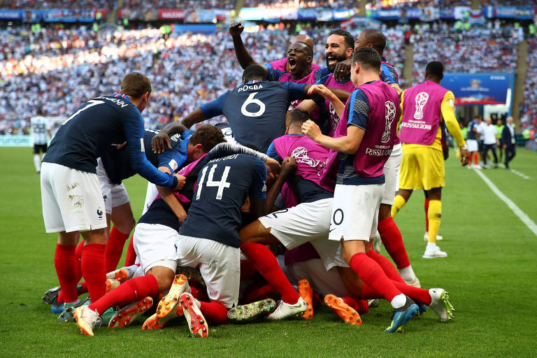 Messi faz da ilusão realidade, Argentina vence França nos pênaltis