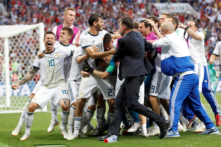 Goleiro experiente e jovem promessa do futebol, conheça a Rússia