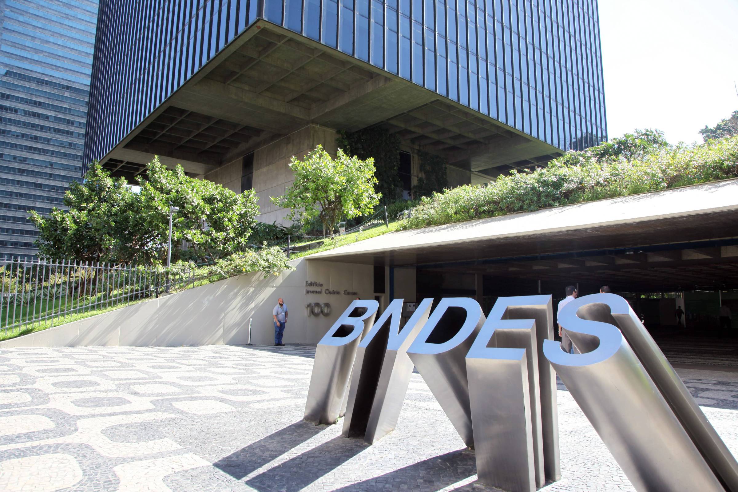 BNDES já liberou R$ 28 bilhões para Rio Grande do Sul