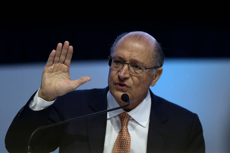 Geraldo Alckmin em sabatina da CNI ( Confederação Nacional da Indústria)