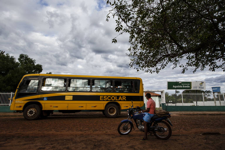 Alunos durante período de aula na escola Augustinho Brandão, na cidade de Cocal do Alves. A escola é reconhecida pelo excelente ensino e por se destacar nas Olimpíadas de Matemática