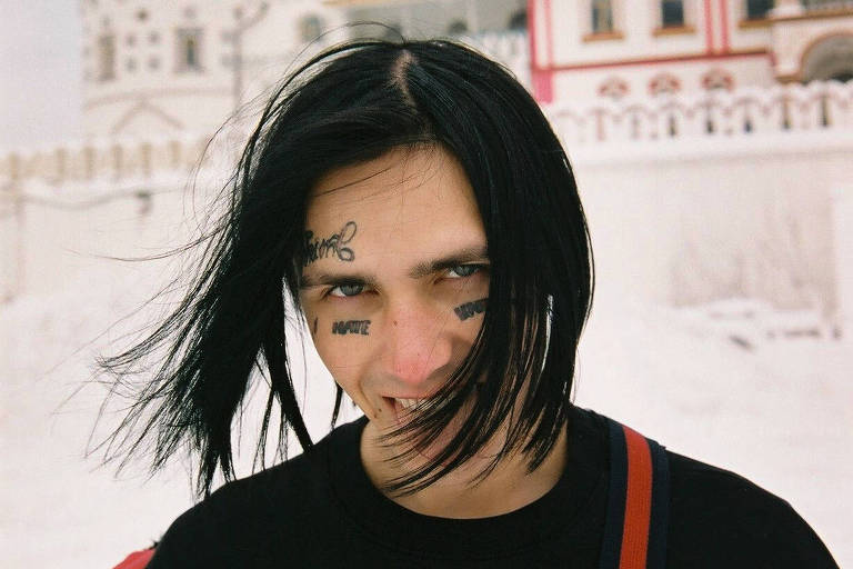 O rapper Ivan Dryomin, cujo nome artístico é Face, sucesso entre a juventude russa