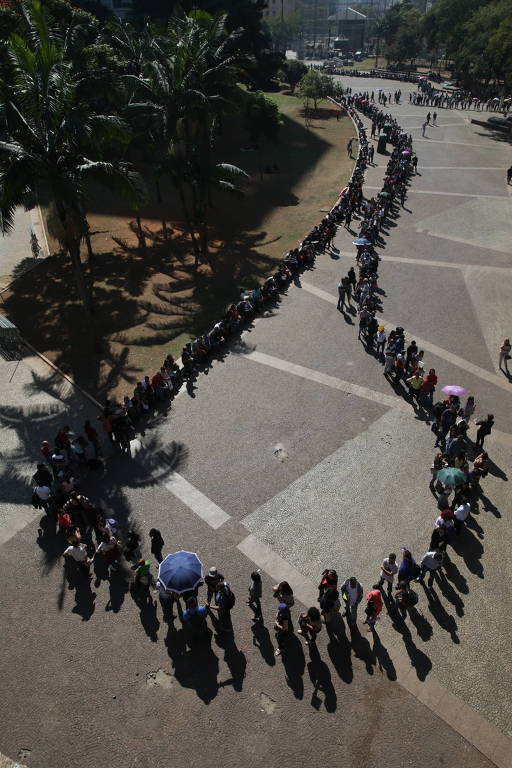 A maioria das vagas disponíveis no mutirão tem um salário médio de R$ 1.300, segundo a UGT