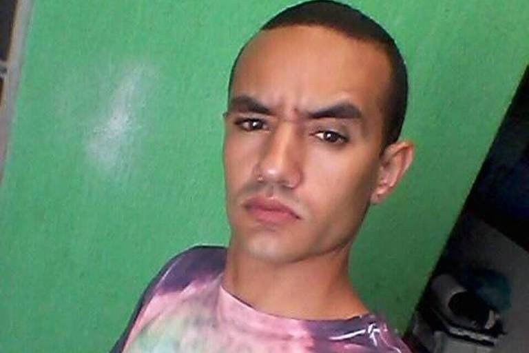 Stefanno Jesus Souza de Amorim, 21, suspeito de assassinar a facadas sua ex-mulher Janaína Romão, 30