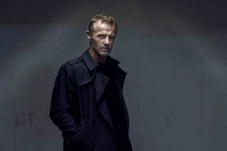 Author Jo Nesboe is currently out with a new book in the Harry Hole series.**Forfatter Jo Nesbø er aktuell med en ny bok i Harry Hole-serien.