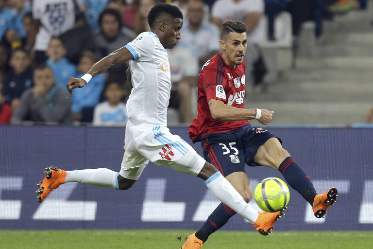 O lateral esquerdo Danilo Avelar, que estava atuando no Amiens, da França, foi contratado pelo Corinthians para a sequência do Campeonato Brasileiro

