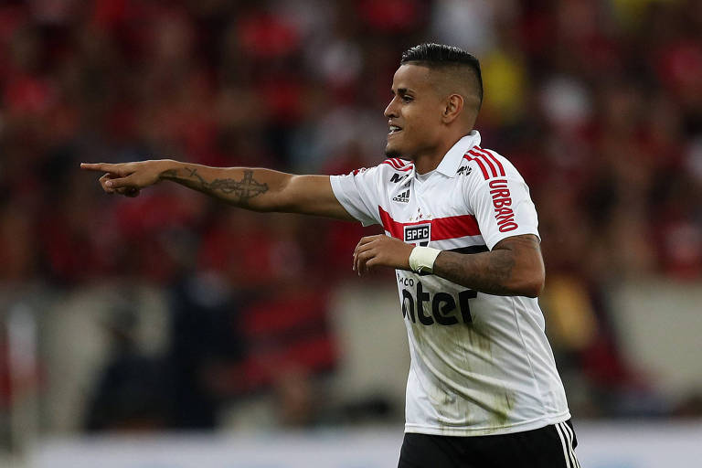 Everton marcou o gol da vitória são-paulina sobre o Flamengo no Maracanã
