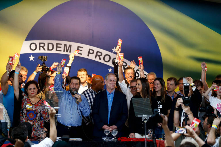 Ciro Gomes em convenção do PDT, em Brasília
