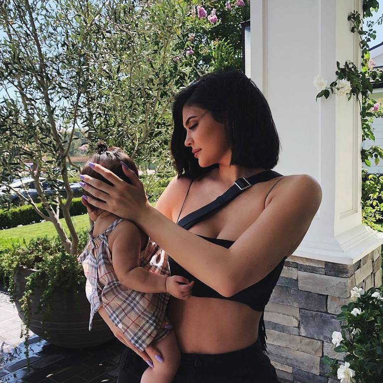 Kylie Jenner - Oficial