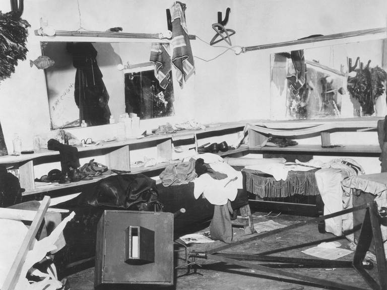 1968: Atores de 'Roda Viva' são agredidos, e teatro é depredado em São Paulo