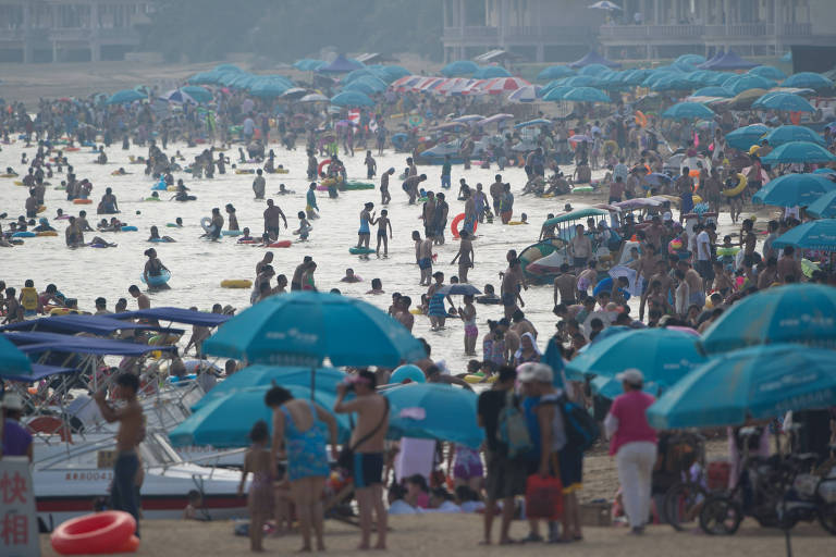 Vista da praia de Beidaihe, na China, que tradicionalmente abriga encontros informais da cúpula do PC chinês no verão