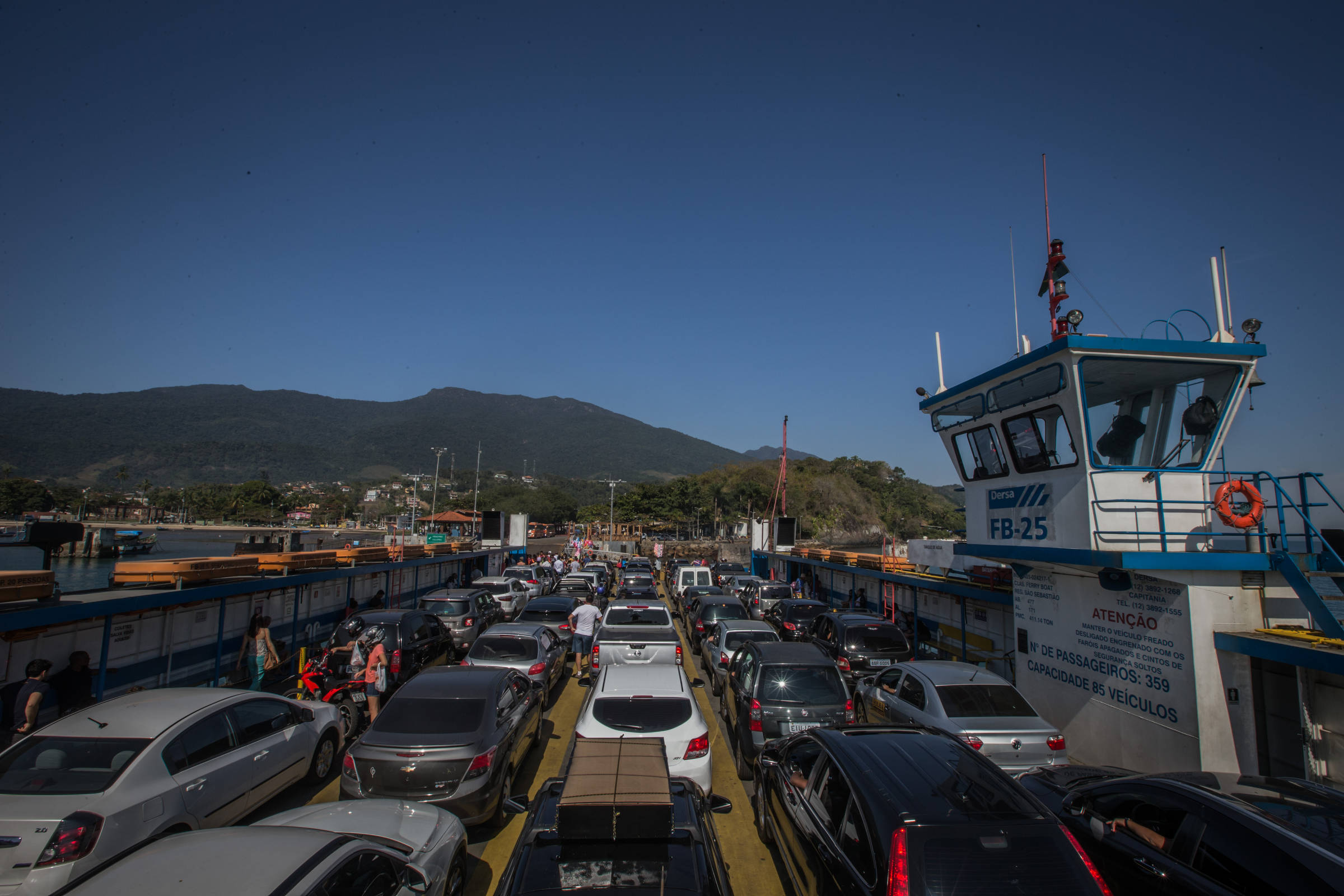 Tempo de embarque na travessia São Sebastião-Ilhabela é de 90 minutos