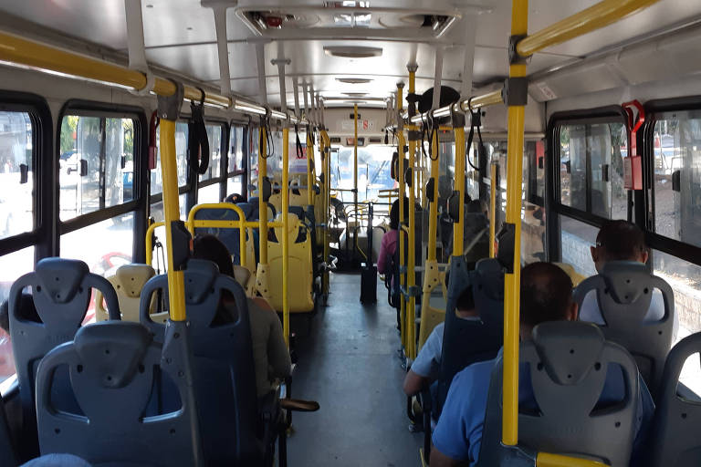 Interior de ônibus em São Paulo