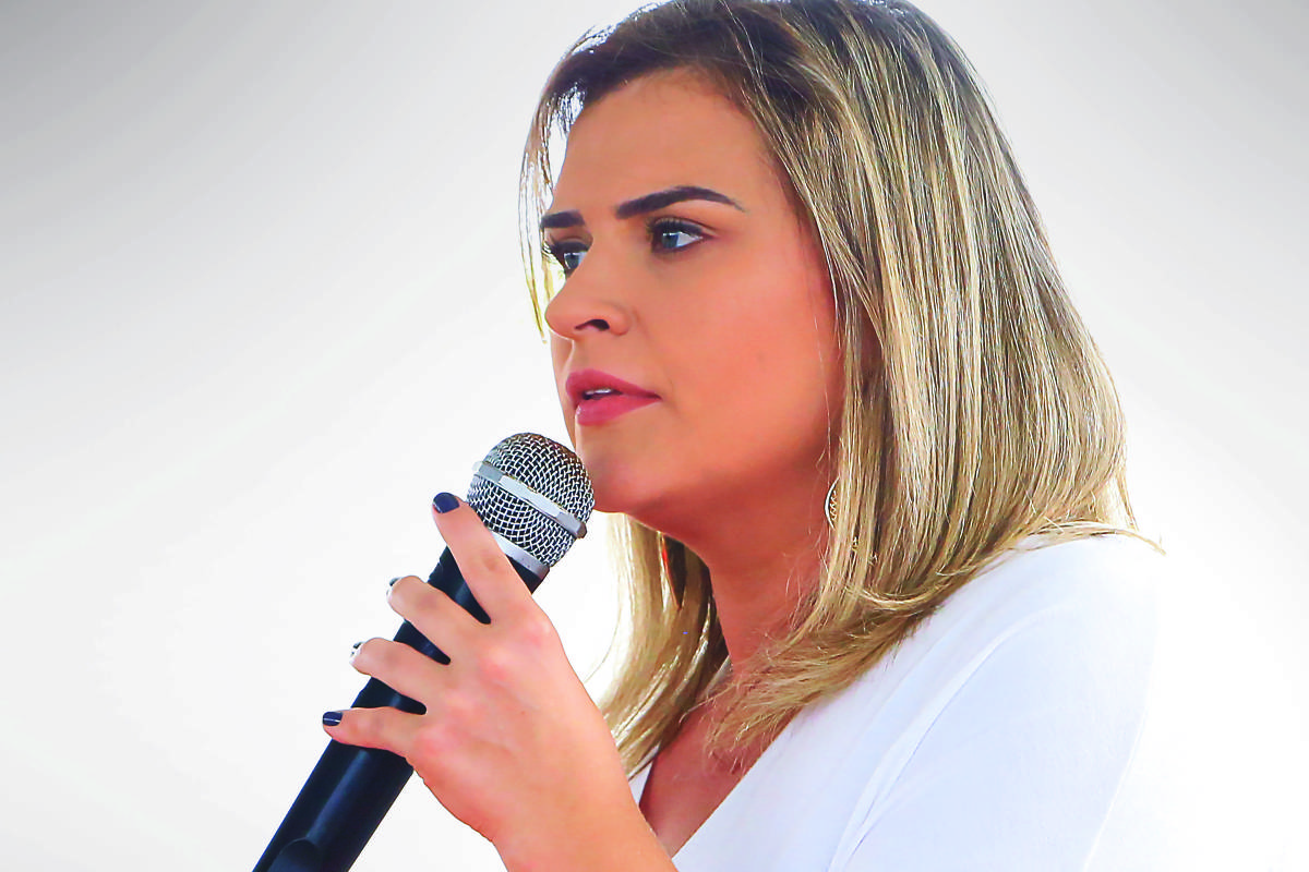 Marília Arraes Anuncia Candidatura A Deputada Federal Pelo Pt 05082018 Poder Folha 8050