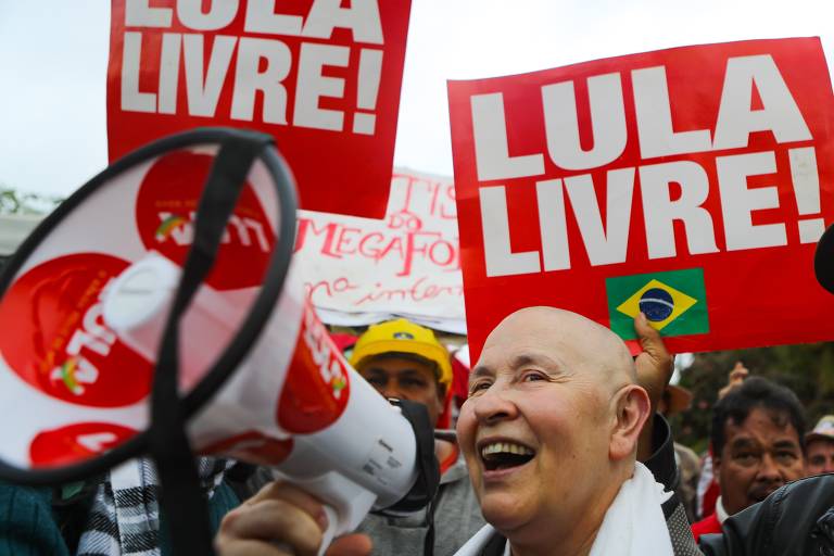 Leonardo Boff diz que entende excesso de Ciro Gomes por seu