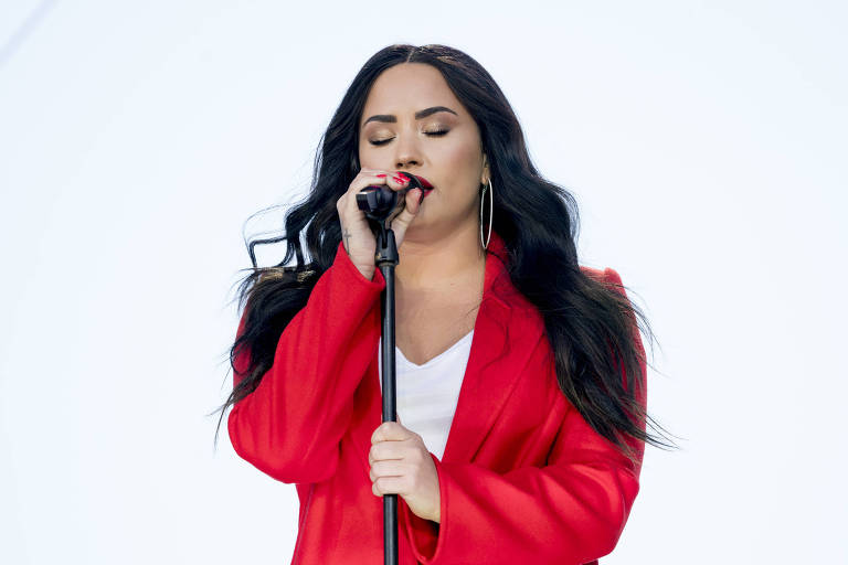 Demi Lovato cancela shows no Brasil para fazer reabilitação
