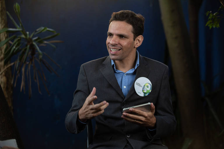 O professor e empresário Cláudio Fernando Aguiar (PMN)