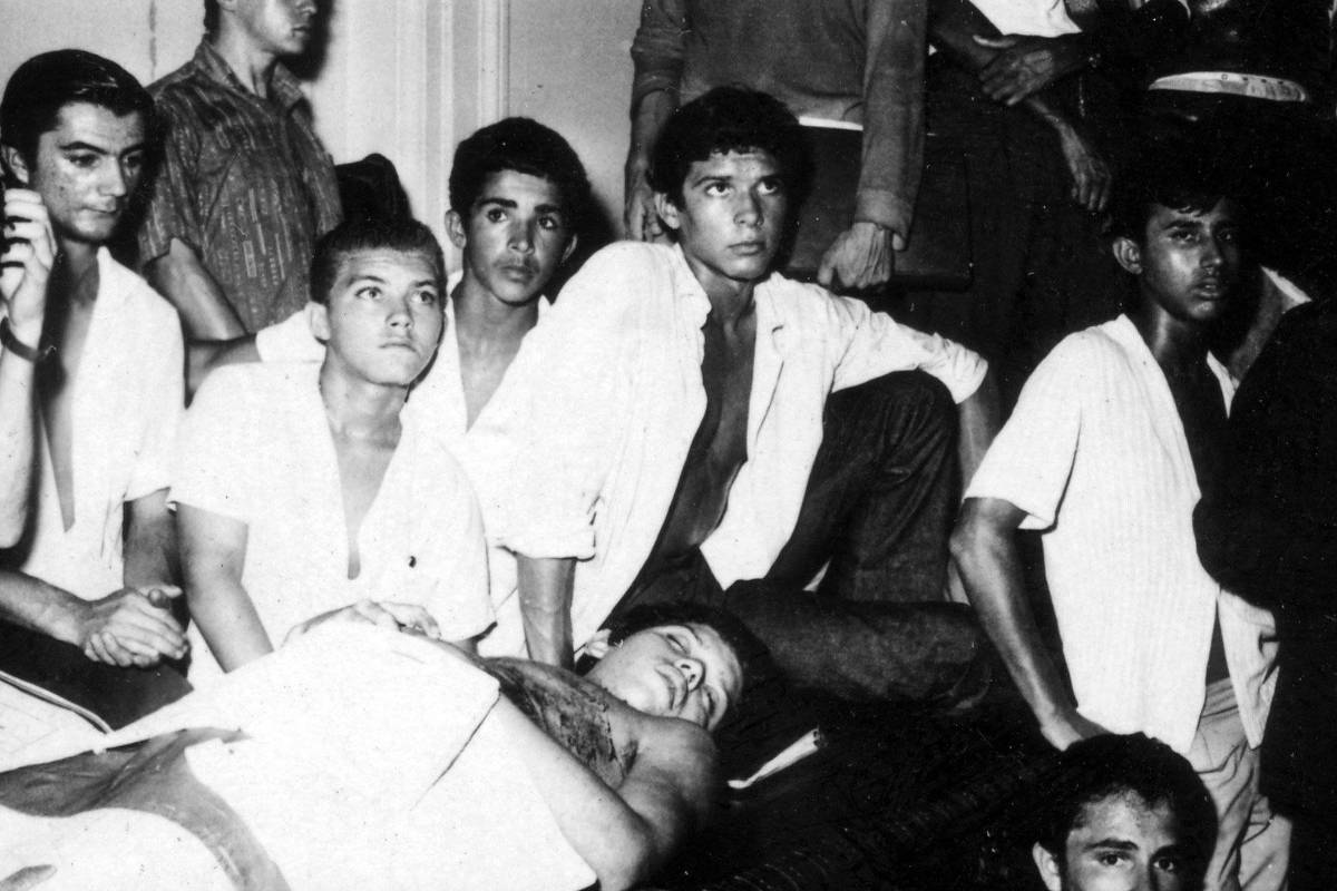 Estudante morto em 1968 tem nome incluído no Livro dos Heróis do Rio de Janeiro