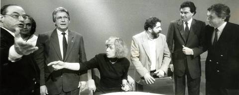 ORG XMIT: 480201_0.tif SÃO PAULO, SP, BRASIL, 17-07-1989: Eleições Presidenciais, 1989: da esq. para a dir., Paulo Maluf (PDS), Mario Covas (PSDB), a jornalista Marília Gabriela, Luiz Inácio Lula da Silva (PT), Ronaldo Caiado (PSD) e Guilherme Afif Domingos (PL) durante o primeiro debate com os candidatos à Presidência da República, promovido pela TV Bandeirantes, em São Paulo (SP). (Foto: Jorge Araújo/Folhapress)