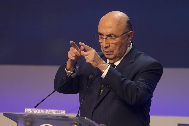 O candidato à Presidência Henrique Meirelles (MDB) durante debate na TV Bandeirantes com outros presidenciáveis