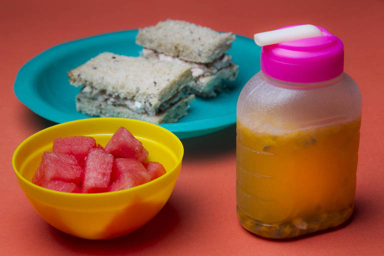 O lanche escolar deve ser fonte de nutrientes, e não servir só para matar a fome das crianças