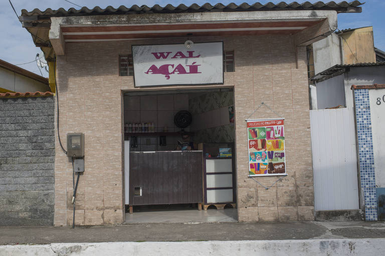 Loja de açaí de Walderice Santos da Conceição, 49, em Mambucaba, no Rio de Janeiro