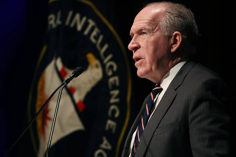 Trump retira autorização de segurança de ex-diretor da CIA