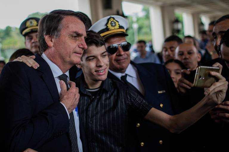 O candidato à Presidência Jair Bolsonaro (PSL) participa da formatura da Academia Militar das Agulhas Negras, em Resende, interior do estado do Rio de Janeiro