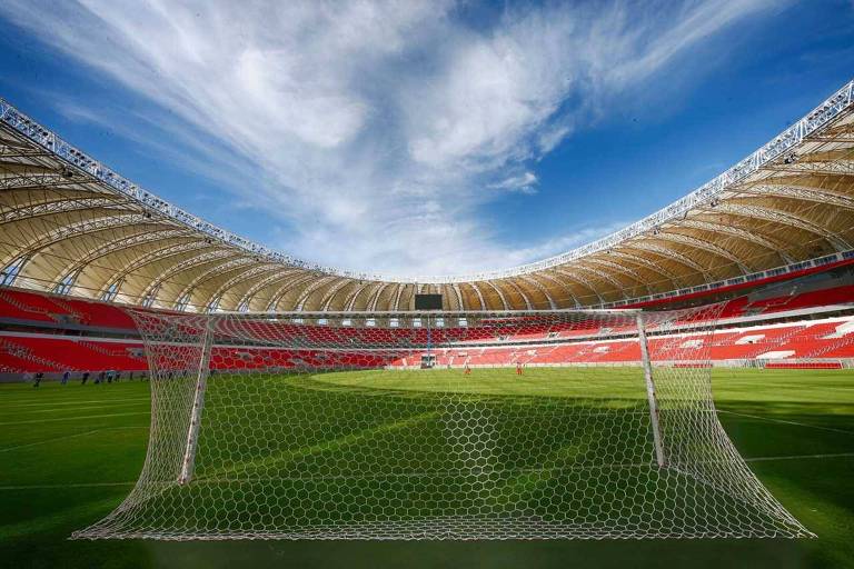 O Beira-Rio, estádio do Internacional, foi reformado para a Copa do Mundo de 2014 e serviu de sede em Porto Alegre