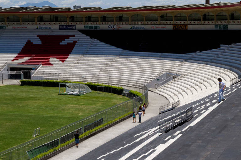 Quando o Vasco inaugurou São Januário, em 1927, o estádio era um dos maiores da América do Sul. Hoje comporta aproximadamente 20 mil torcedores