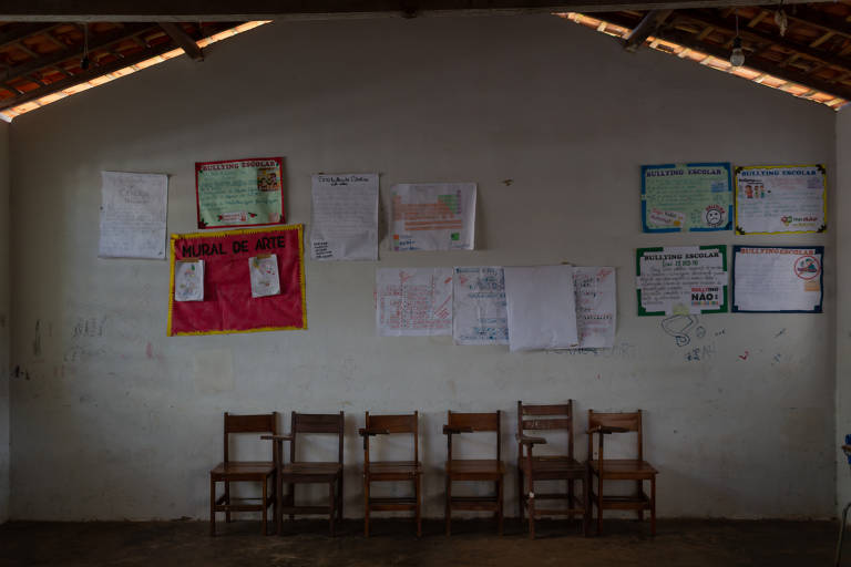 Buriti (MA) dispõe do equivalente a R$ 246,66 por mês por aluno para todas as contas da educação. Apenas 2% dos alunos da cidade chegam ao 9º ano com aprendizado adequado em matemática.